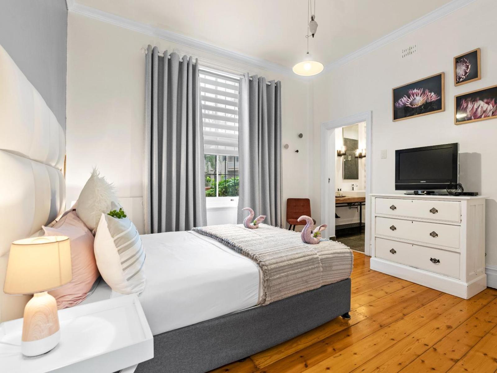 Mediterranean Villa Guesthouse Cape Town Ruang foto