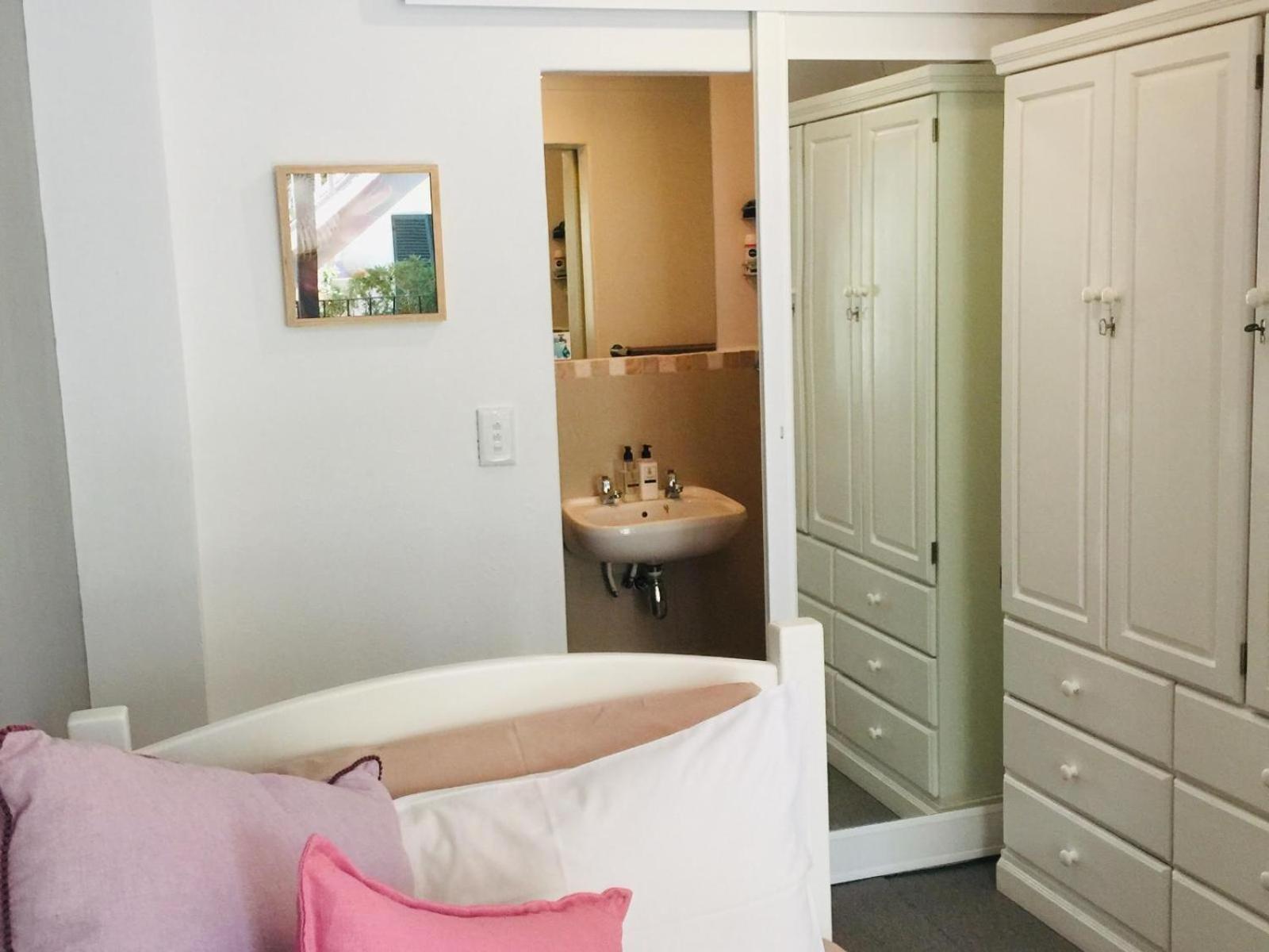 Mediterranean Villa Guesthouse Cape Town Ruang foto